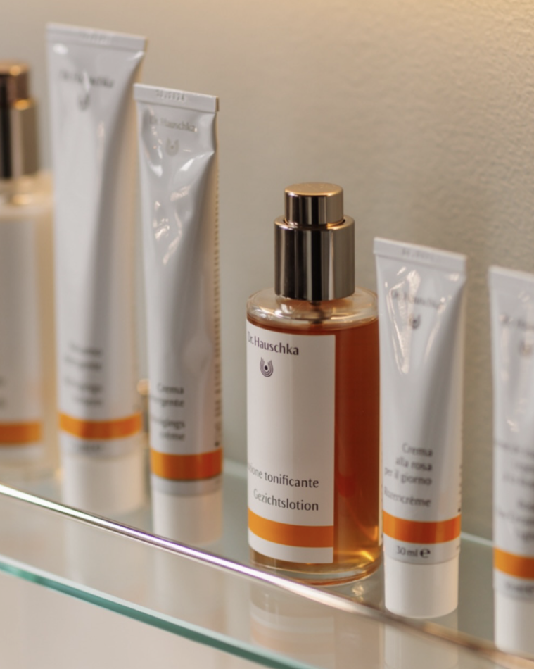 Persoonlijk huidadvies en vendig machine by Dr. Hauschka (all day walk-in)